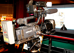 JVC GY-HD111 kamera ar SWIT papildaprīkojums
