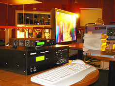 Canopus montāžas sistēmas un HD LCD monitors